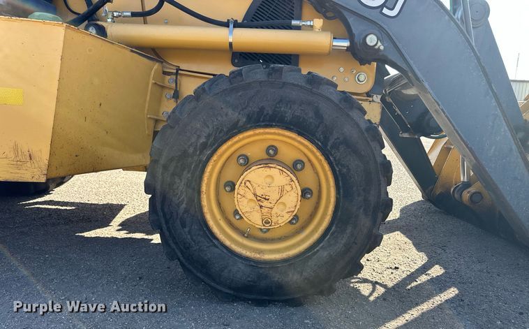image for item ER8848 2008 John Deere 310J backhoe