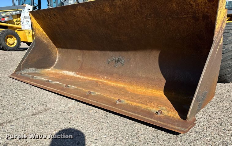 image for item ER8849 2007 John Deere 310J backhoe