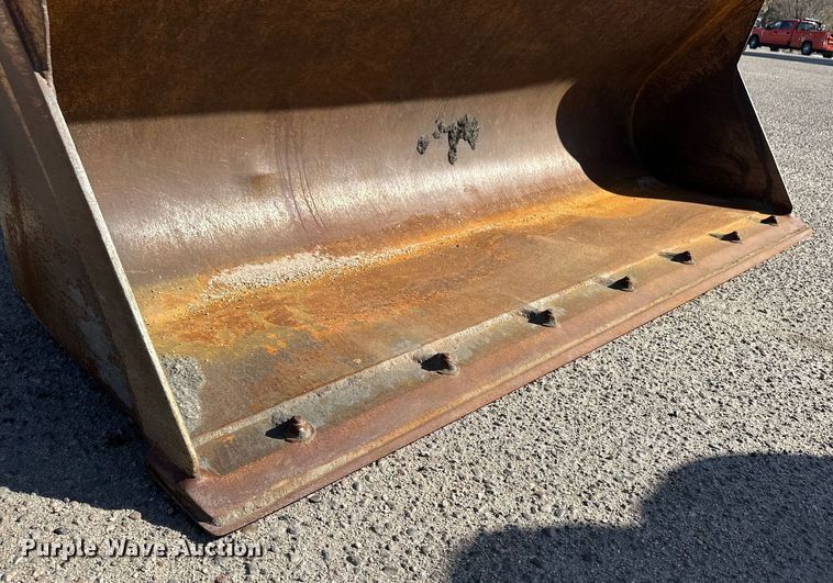 image for item ER8849 2007 John Deere 310J backhoe