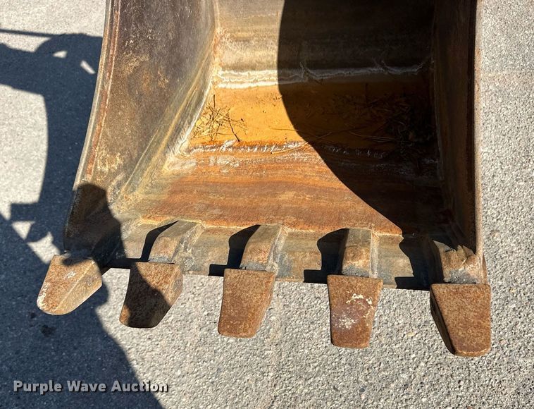 image for item ER8849 2007 John Deere 310J backhoe