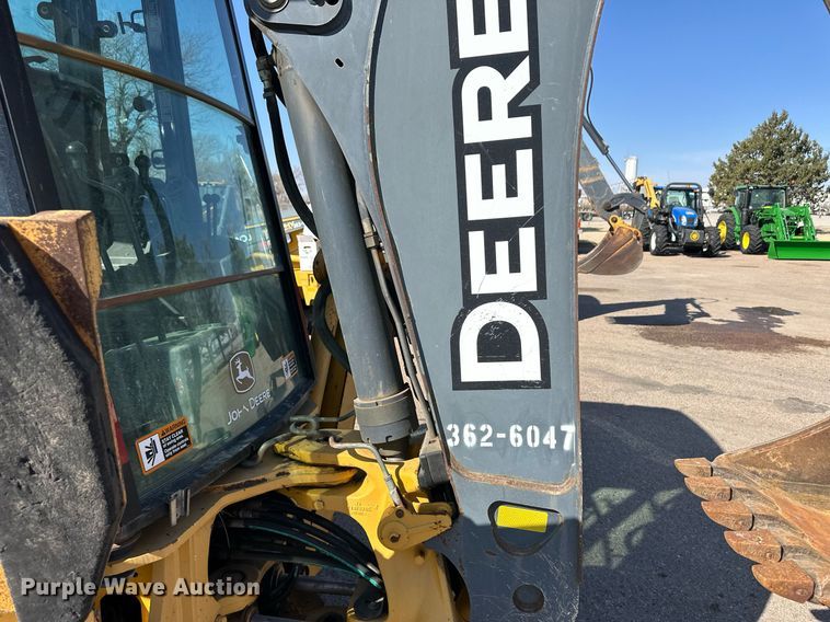 image for item ER8849 2007 John Deere 310J backhoe