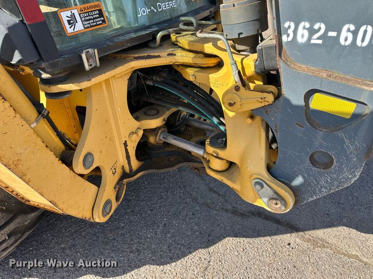 image for item ER8849 2007 John Deere 310J backhoe