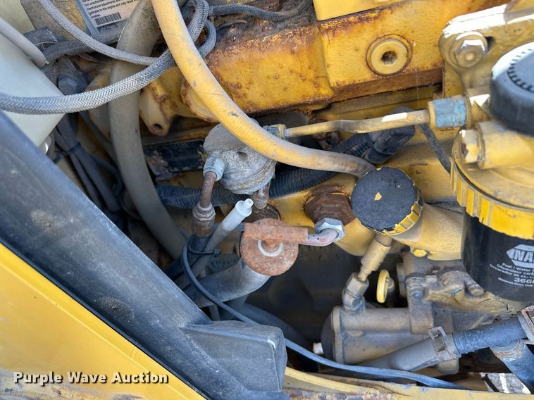 image for item ER8849 2007 John Deere 310J backhoe