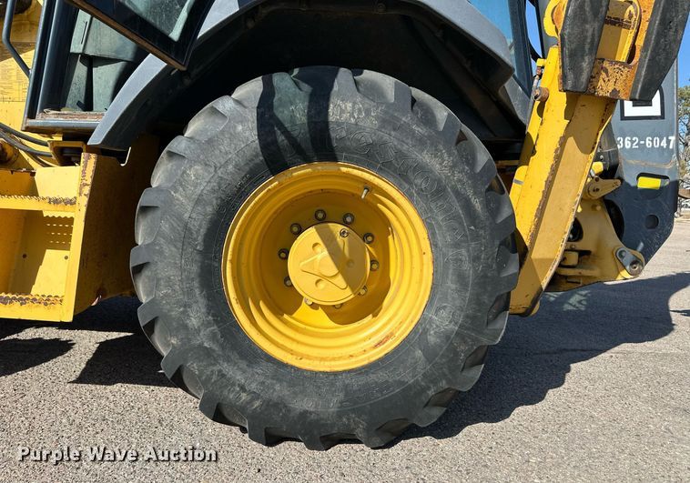 image for item ER8849 2007 John Deere 310J backhoe