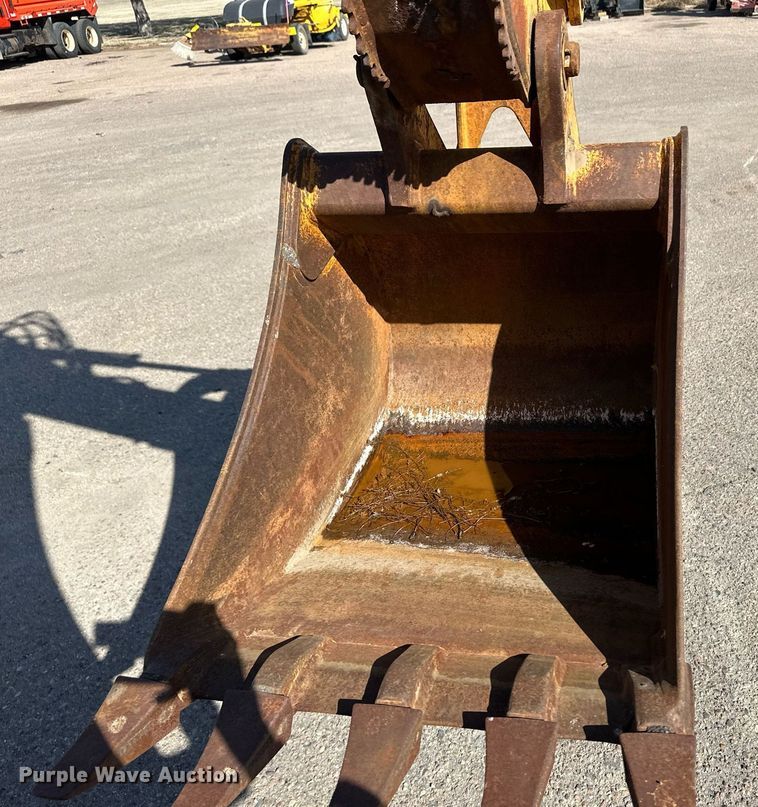 image for item ER8850 2005 John Deere 310G backhoe