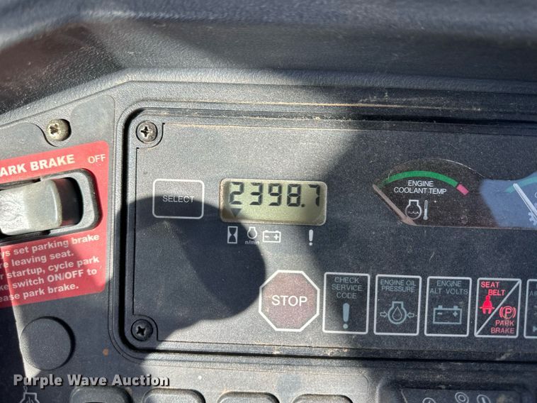 image for item ER8850 2005 John Deere 310G backhoe