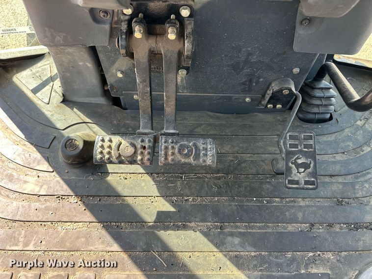 image for item ER8850 2005 John Deere 310G backhoe