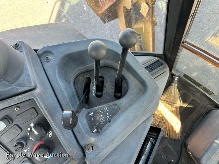 image for item ER8850 2005 John Deere 310G backhoe