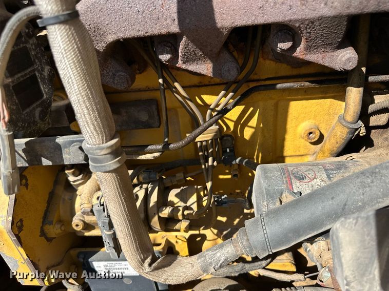 image for item ER8850 2005 John Deere 310G backhoe