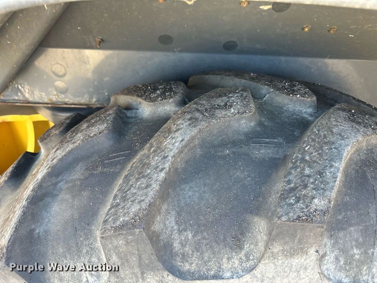 image for item ER8850 2005 John Deere 310G backhoe