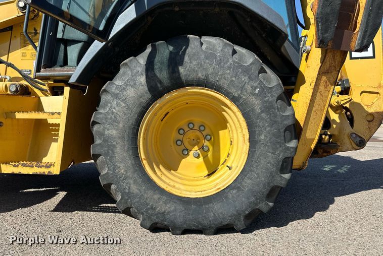 image for item ER8850 2005 John Deere 310G backhoe