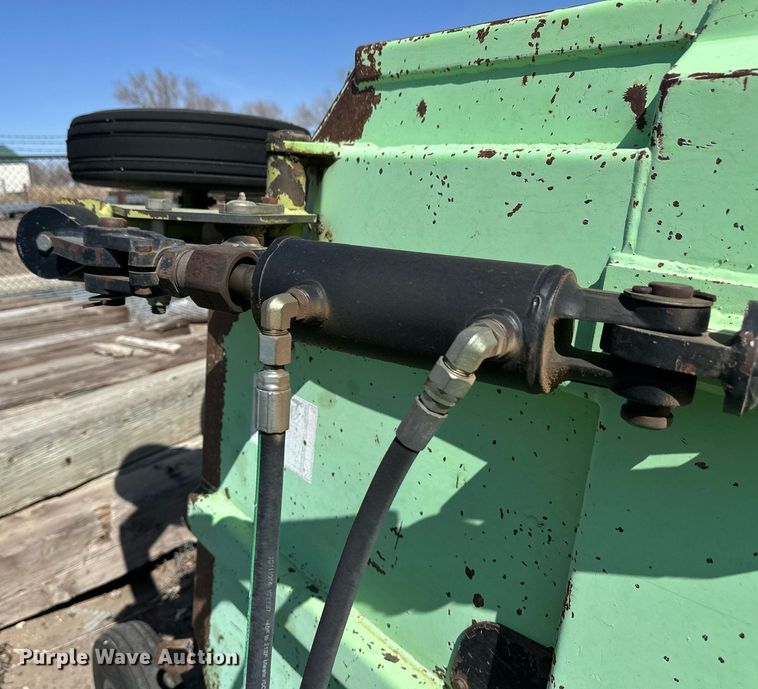 image for item ER8873 Schulte XH1500 batwing rotary mower