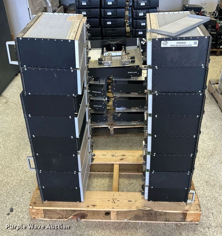 image for item ER8909 (16) Raytheon SNV-12 signal noise voter comparators