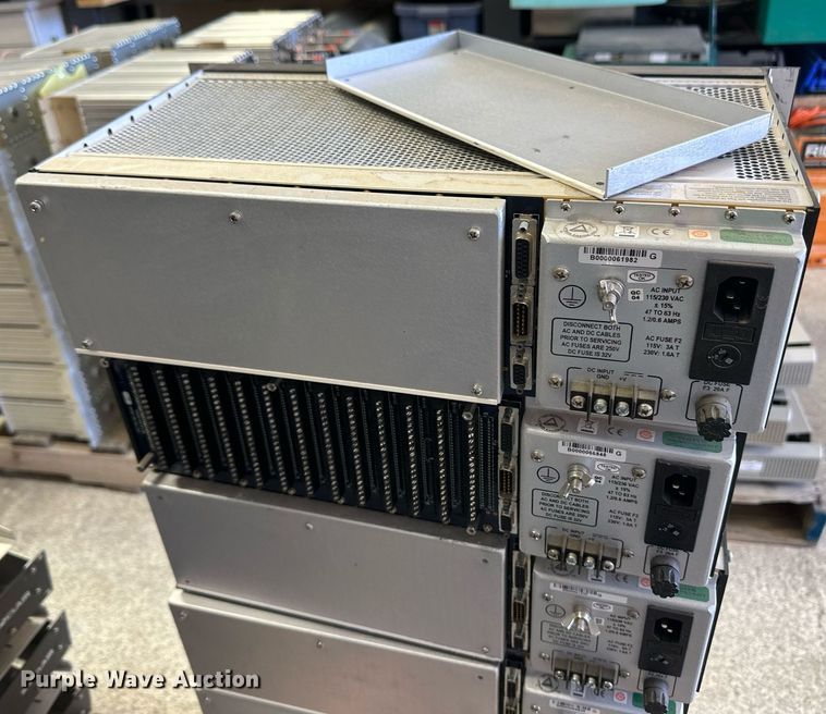 image for item ER8909 (16) Raytheon SNV-12 signal noise voter comparators