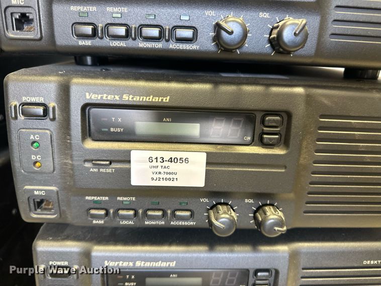 image for item ER8911 (66) Vertex radios