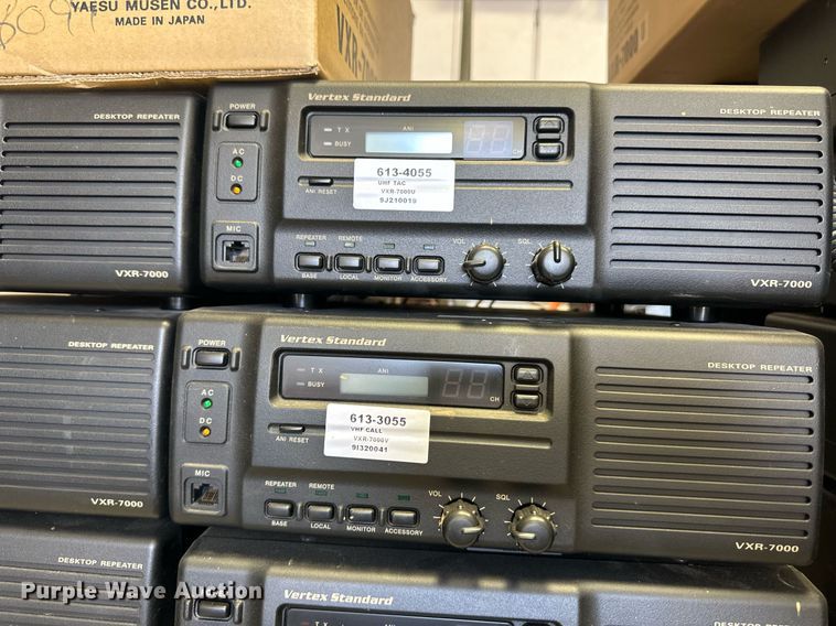 image for item ER8911 (66) Vertex radios