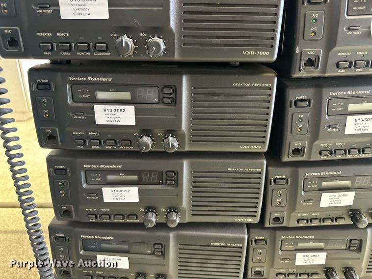 image for item ER8911 (66) Vertex radios