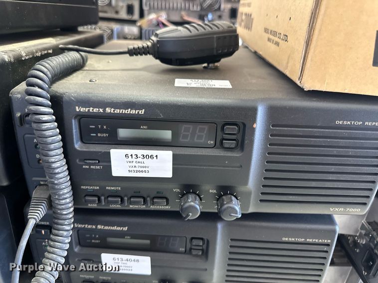 image for item ER8911 (66) Vertex radios