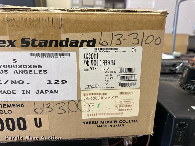 image for item ER8911 (66) Vertex radios