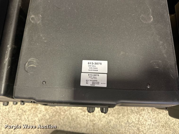 image for item ER8911 (66) Vertex radios