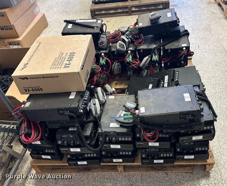 image for item ER8912 (31) Vertex VX-6000LB radios