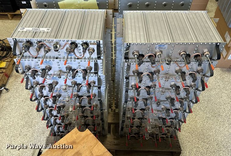 image for item ER8914 (15) Sinclair Q3220E UHF duplexers 