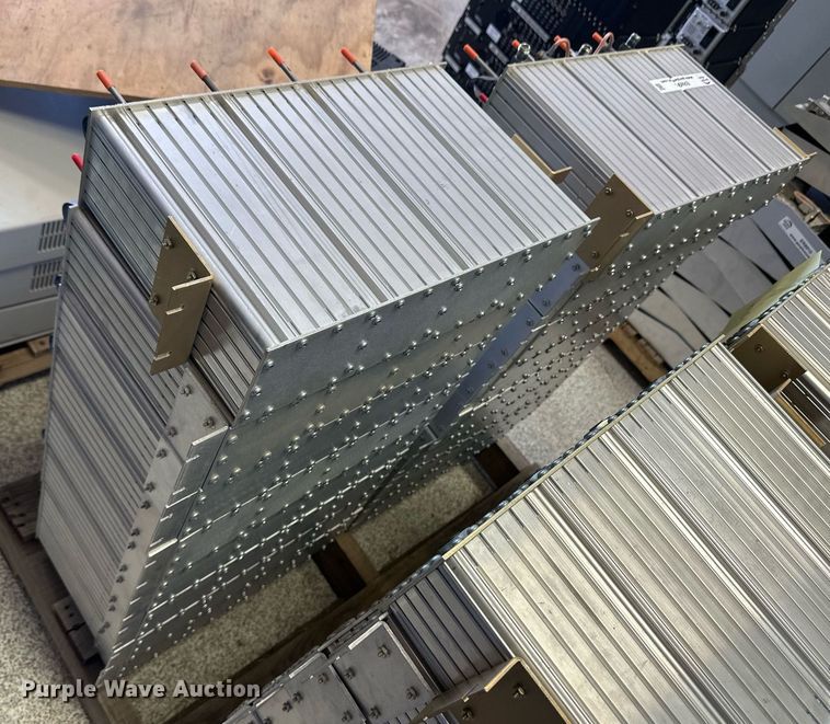 image for item ER8914 (15) Sinclair Q3220E UHF duplexers 