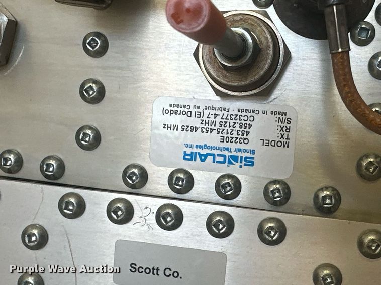 image for item ER8914 (15) Sinclair Q3220E UHF duplexers 