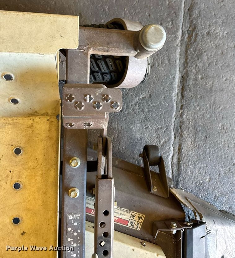 image for item NN9673 2014 Grasshopper 126 ZTR lawn mower