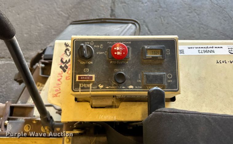 image for item NN9673 2014 Grasshopper 126 ZTR lawn mower