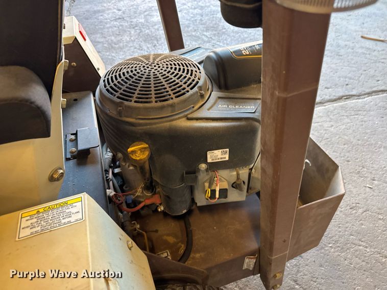 image for item NN9673 2014 Grasshopper 126 ZTR lawn mower