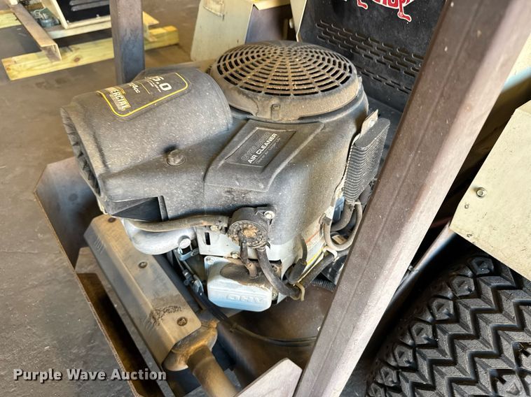 image for item NN9673 2014 Grasshopper 126 ZTR lawn mower