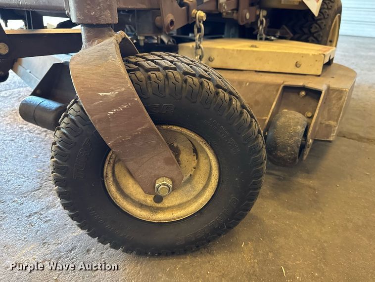 image for item NN9673 2014 Grasshopper 126 ZTR lawn mower