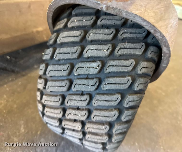 image for item NN9673 2014 Grasshopper 126 ZTR lawn mower