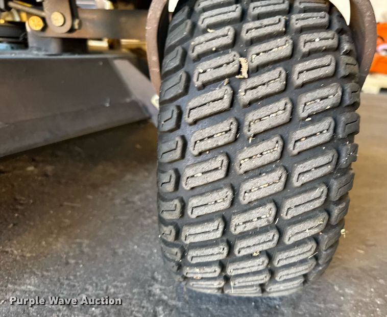 image for item NN9673 2014 Grasshopper 126 ZTR lawn mower