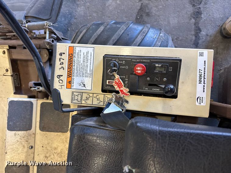 image for item NN9677 Grasshopper 620 ZTR lawn mower