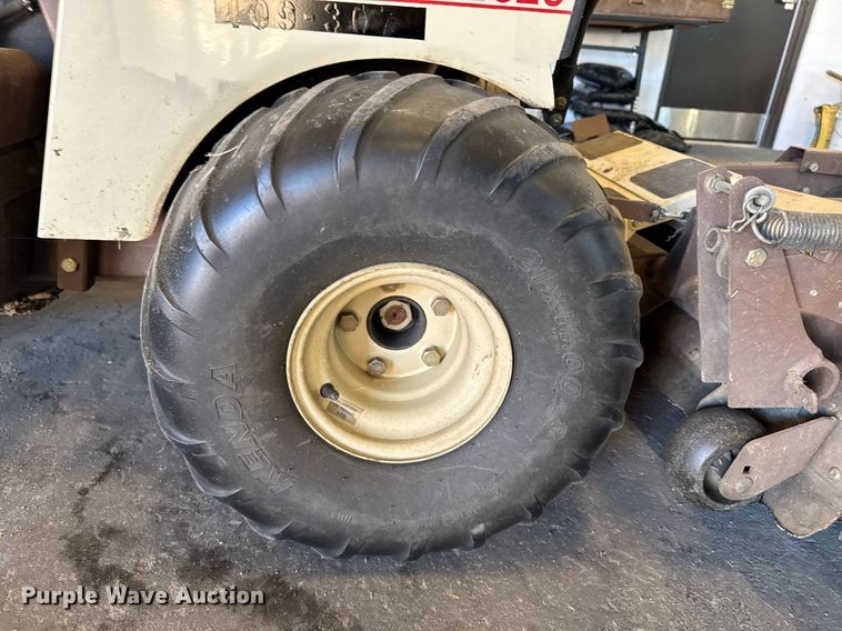 image for item NN9677 Grasshopper 620 ZTR lawn mower