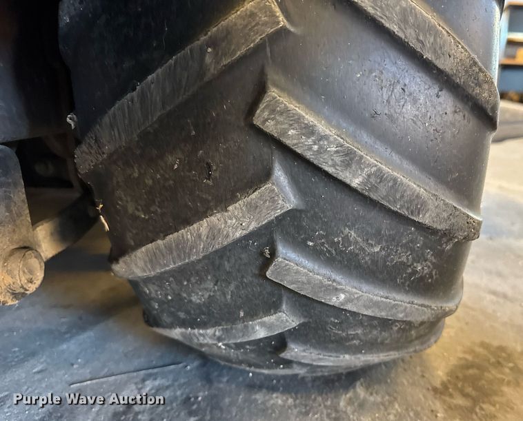 image for item NN9677 Grasshopper 620 ZTR lawn mower