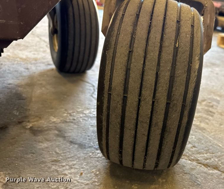 image for item NN9677 Grasshopper 620 ZTR lawn mower