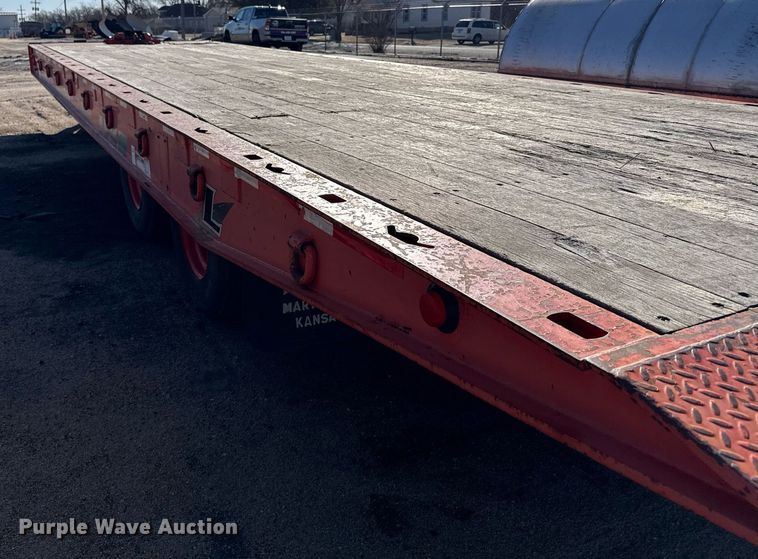 image for item NN9680 1994 Landoll tilt deck equipment trailer