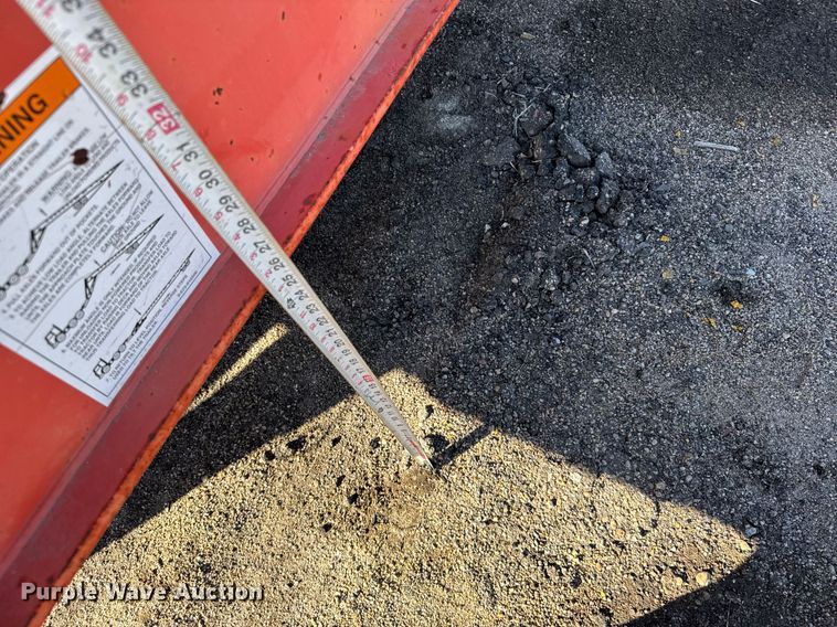 image for item NN9680 1994 Landoll tilt deck equipment trailer