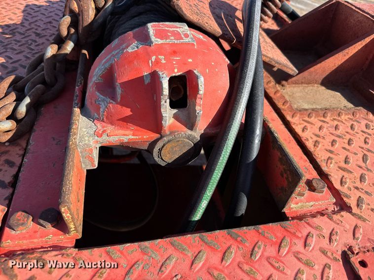 image for item NN9680 1994 Landoll tilt deck equipment trailer