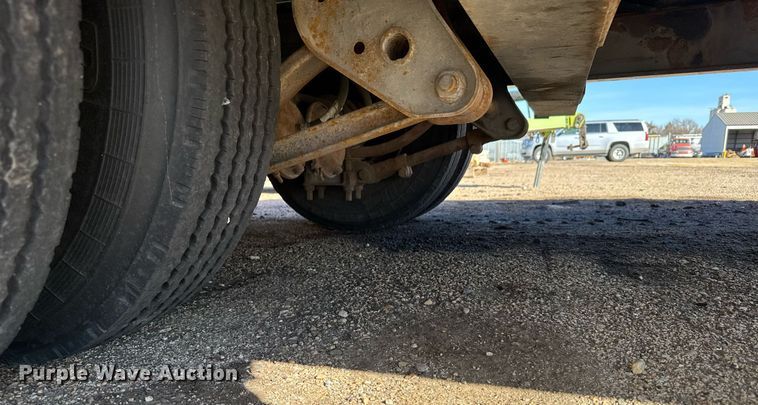 image for item NN9680 1994 Landoll tilt deck equipment trailer