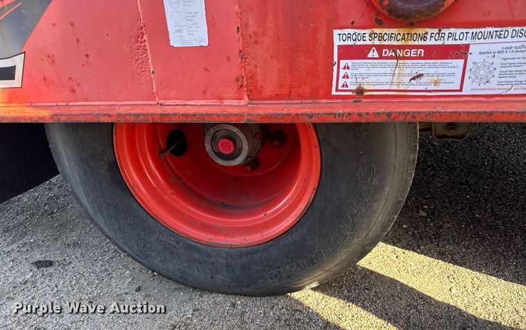 image for item NN9680 1994 Landoll tilt deck equipment trailer