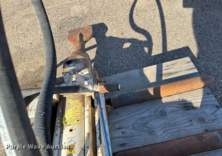 image for item NN9682 Kent KF5 breaker