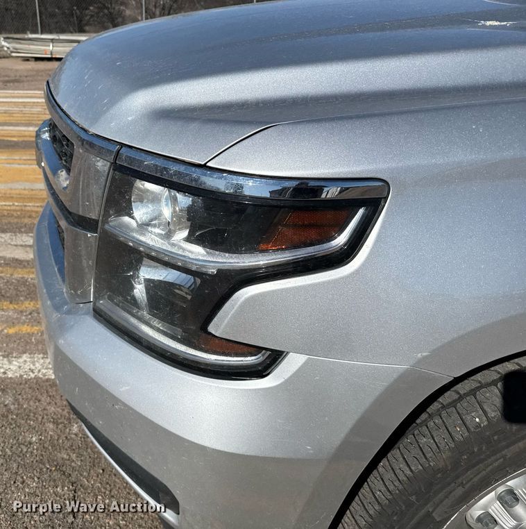 image for item NN9684 2018 Chevrolet Suburban SUV