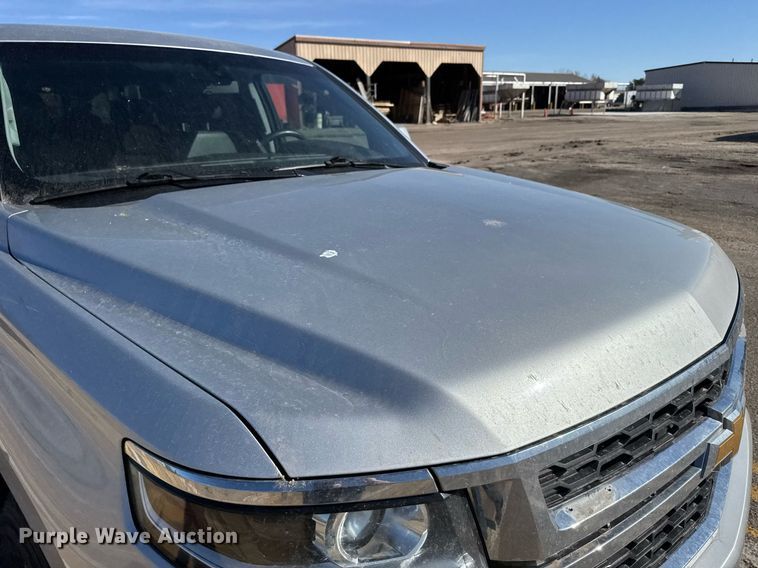 image for item NN9684 2018 Chevrolet Suburban SUV