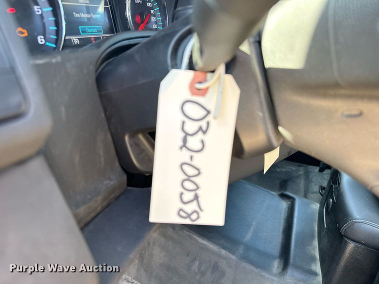 image for item NN9684 2018 Chevrolet Suburban SUV