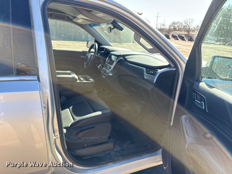 image for item NN9684 2018 Chevrolet Suburban SUV