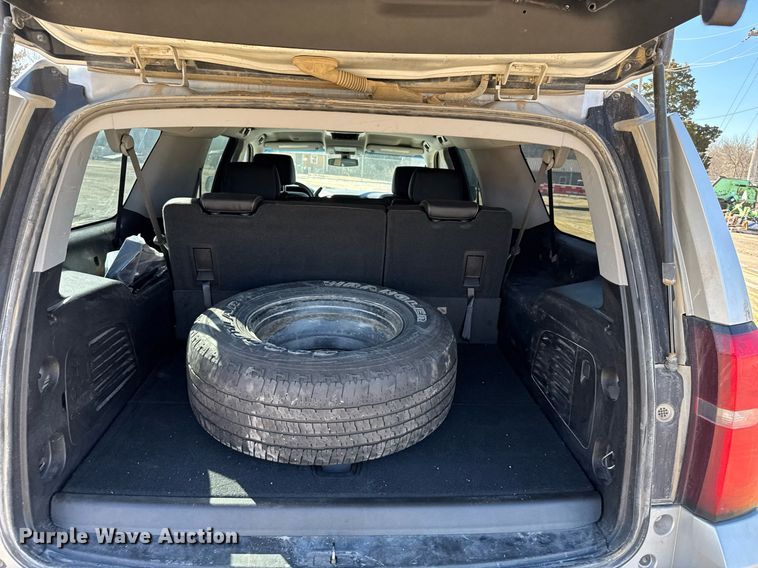 image for item NN9684 2018 Chevrolet Suburban SUV